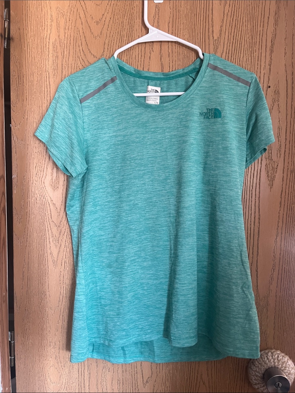 North Face women top L